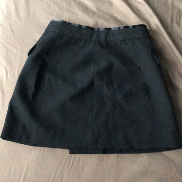 Black Zara miniskirt - Picture 2 of 4